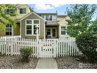 Photo #2: 1040340 Listing