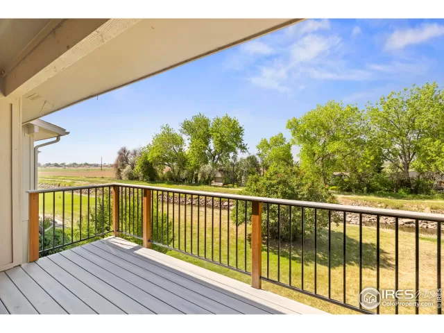 MLS: 1040344 Condo For Sale