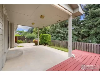 Photo #3: 1040367 Listing