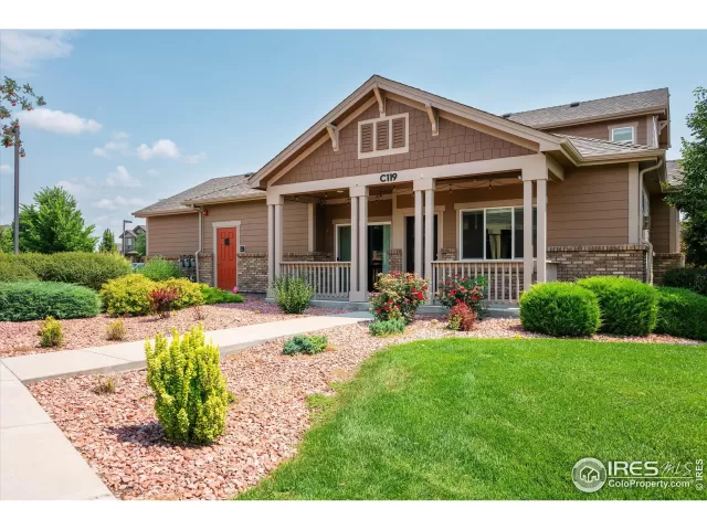 MLS: 1040383 Condo For Sale