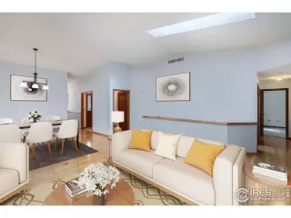 Photo #6: 1040384 Listing