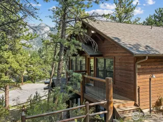 Photo #2: 1040424 Listing