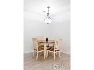 Photo #6: 1040453 Listing