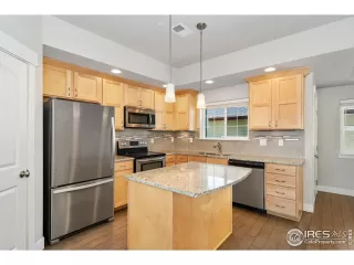 Photo #3: 1040459 Listing 