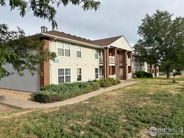 MLS: 1040472 Condo For Sale