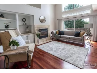 Photo #6: 1040537 Listing 