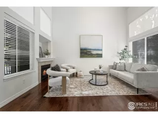 Photo #6: 1040539 Listing