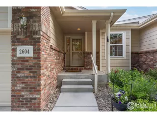 Photo #2: 1040707 Listing