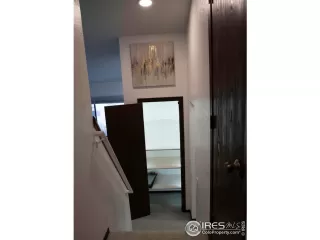 Photo #6: 1040711 Listing