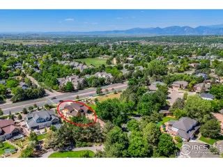 Photo #4: 1040729 Listing