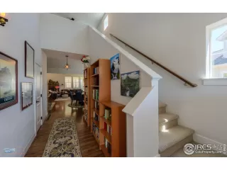 Photo #6: 1040729 Listing