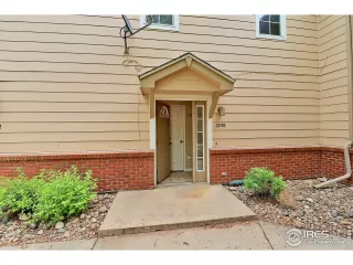 Photo #2: 1040754 Listing