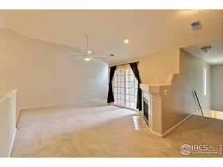 Photo #3: 1040754 Listing