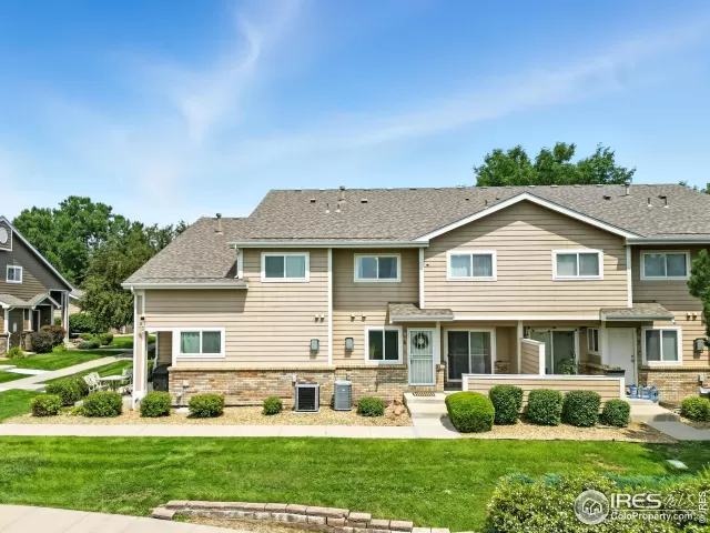 MLS: 1040794 Condo For Sale