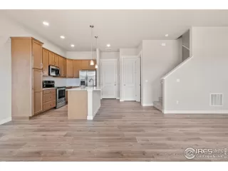 Photo #1: 1040843 Listing