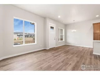 Photo #2: 1040843 Listing