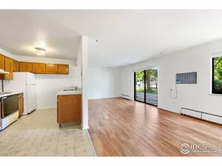 Photo #4: 1040878 Listing 