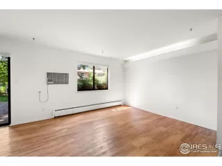 Photo #6: 1040878 Listing 