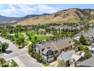 Photo #1: 1041011 Listing