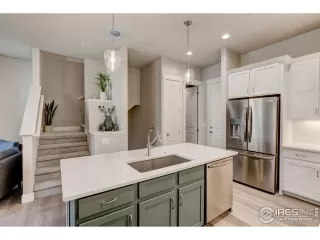 Photo #6: 1041033 Listing 