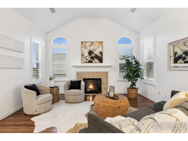 MLS: 1041249 Condo For Sale