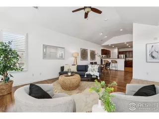 Photo #2: 1041249 Listing