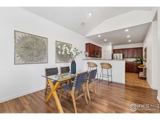 Photo #3: 1041249 Listing