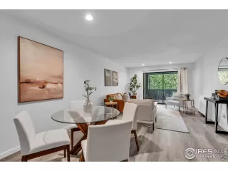 Photo #4: 1041259 Listing 