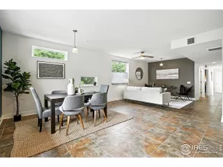 Photo #3: 1041339 Listing