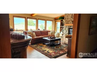 Photo #5: 1041361 Listing 