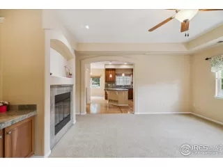 Photo #6: 1041365 Listing