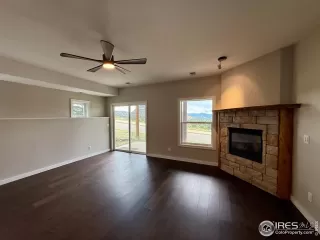 Photo #4: 1041367 Listing 