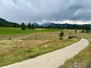 Photo #5: 1041367 Listing 