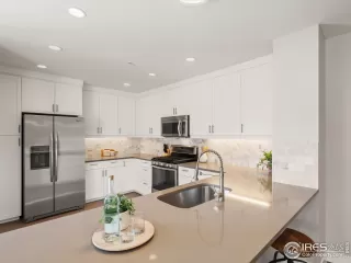 Photo #3: 1041384 Listing 