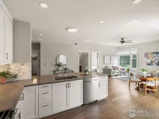 Photo #5: 1041384 Listing 