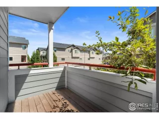 Photo #5: 1041396 Listing