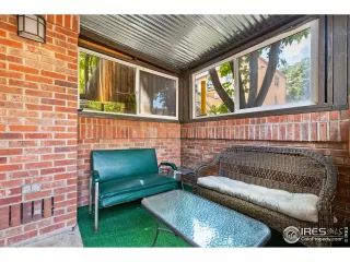 Photo #5: 1041412 Listing