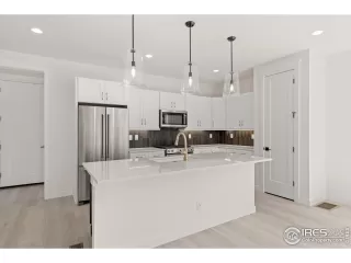 Photo #4: 1041426 Listing 