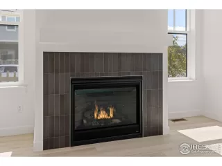 Photo #5: 1041426 Listing 