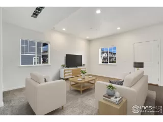 Photo #6: 1041449 Listing 