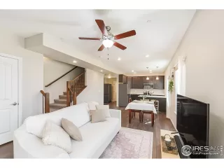 Photo #4: 1041484 Listing 