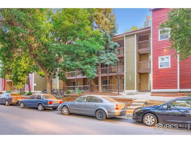 MLS: 1041521 Condo For Sale