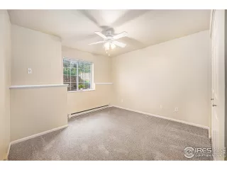 Photo #6: 1041607 Listing