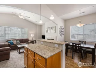 Photo #4: 1041624 Listing