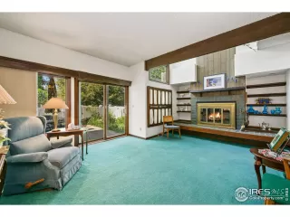 Photo #1: 1041637 Listing 