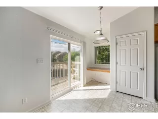 Photo #6: 1041675 Listing