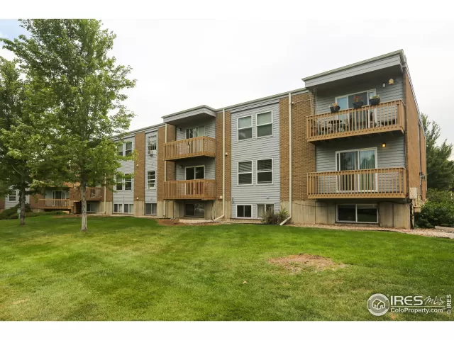 MLS: 1041684 Condo For Sale