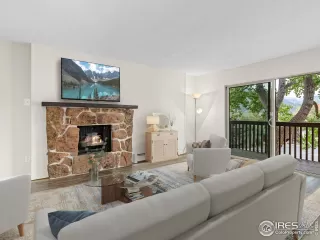 Photo #4: 1041693 Listing 