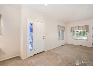 Photo #3: 1041698 Listing