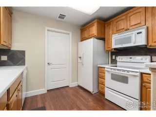 Photo #3: 1041721 Listing 